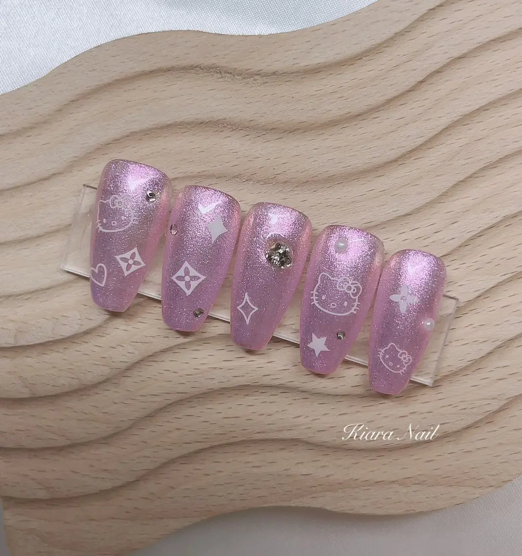 ネイル 🍭Kiara Nail🍭のネイルデザイン