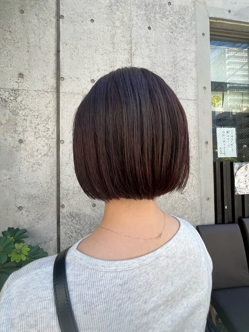 ショート ボブ 東村 桃花のヘアスタイル