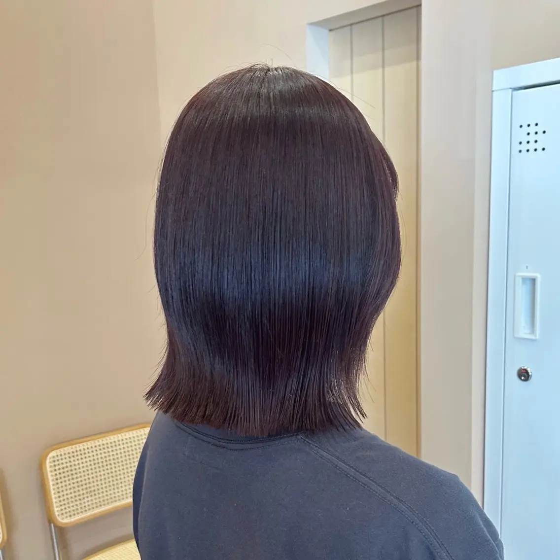 ミディアム カラー 切りっぱなしボブ レッドカラー ボブ 外ハネヘア 萌音 🎀 宇都宮 / インターパークのヘアスタイル