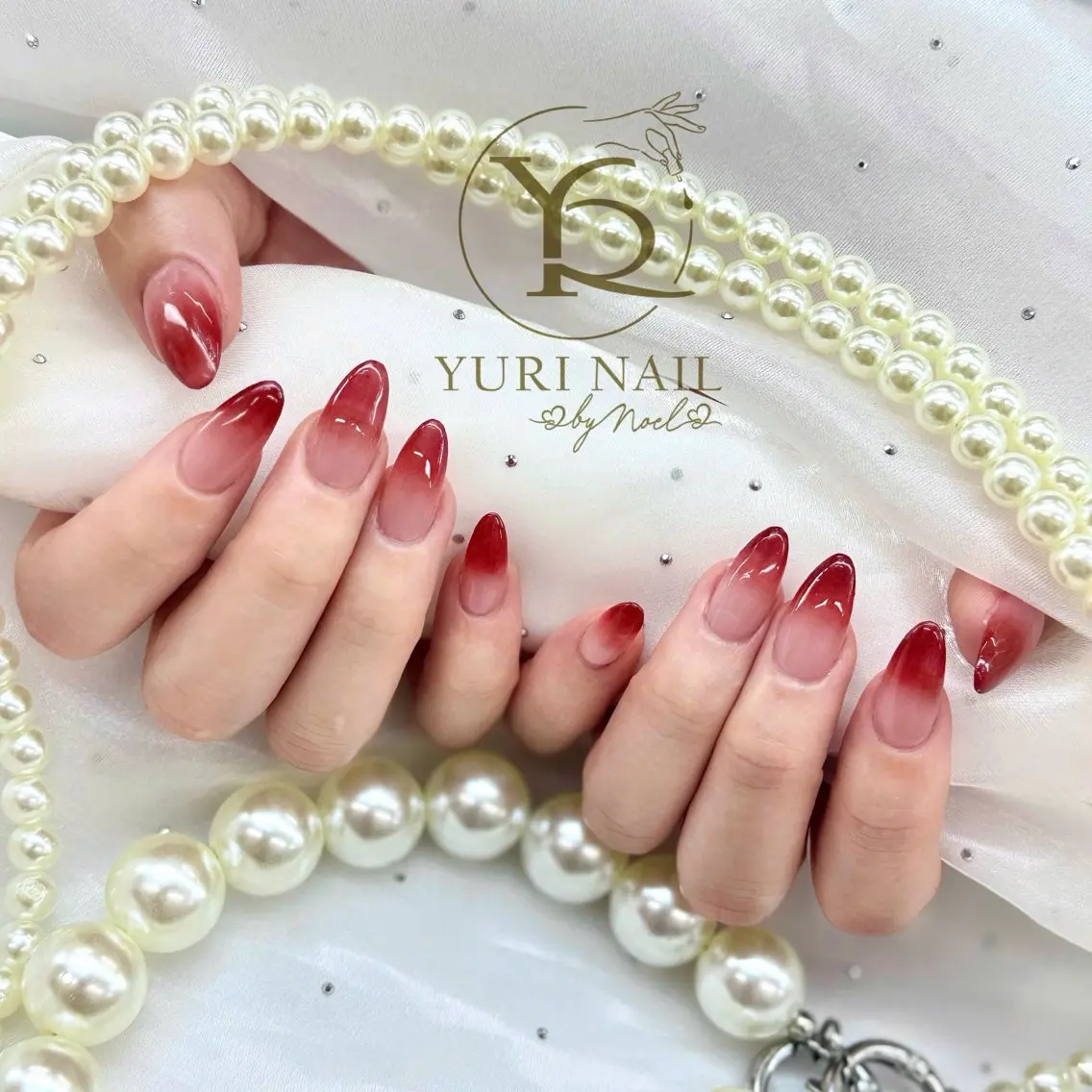 ネイル ハンドネイル フットネイル ハンドケア YURI Nail NARITAのネイルデザイン