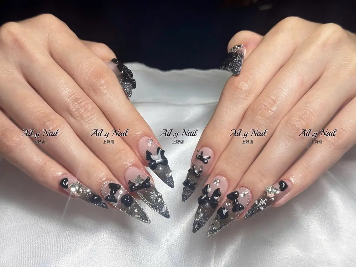ネイル アートネイル ジェルネイル マグネットネイル ニュアンスネイル シンプルネイル ハンドネイル AiLy Nail 上野店のネイルデザイン