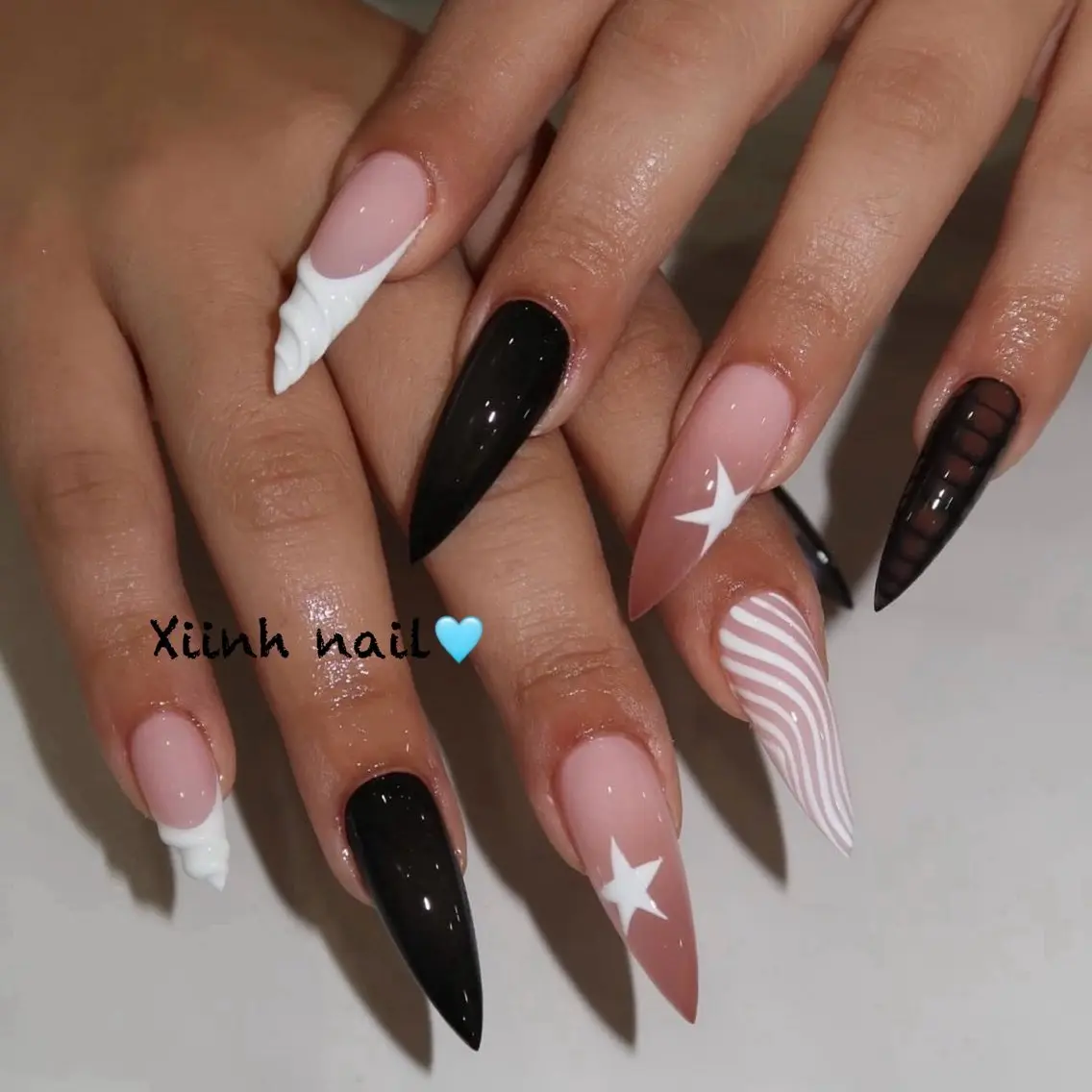 ネイル チークネイル フットネイル フレンチネイル ジェルネイル ハロウィン ハンドネイル XIINH NAIL SALONのネイルデザイン