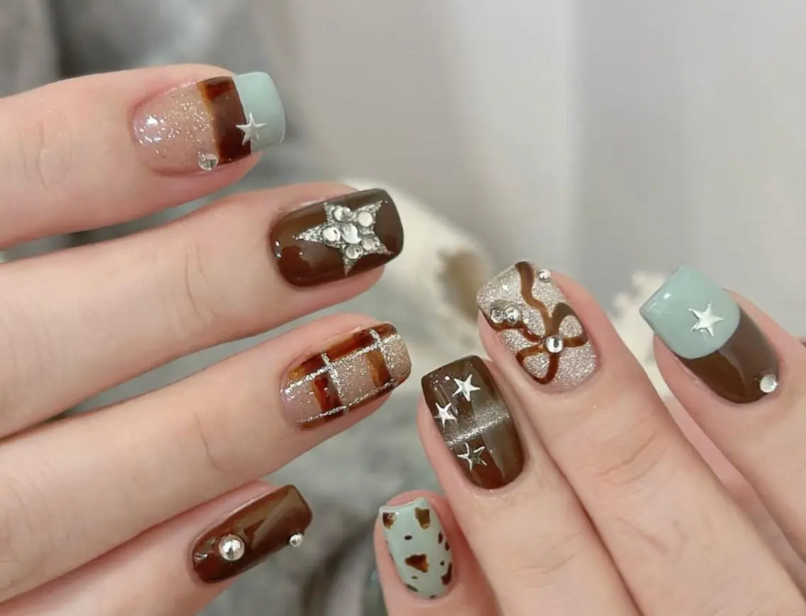 ネイル ハンドネイル 🎀 Ayaka_nailのネイルデザイン