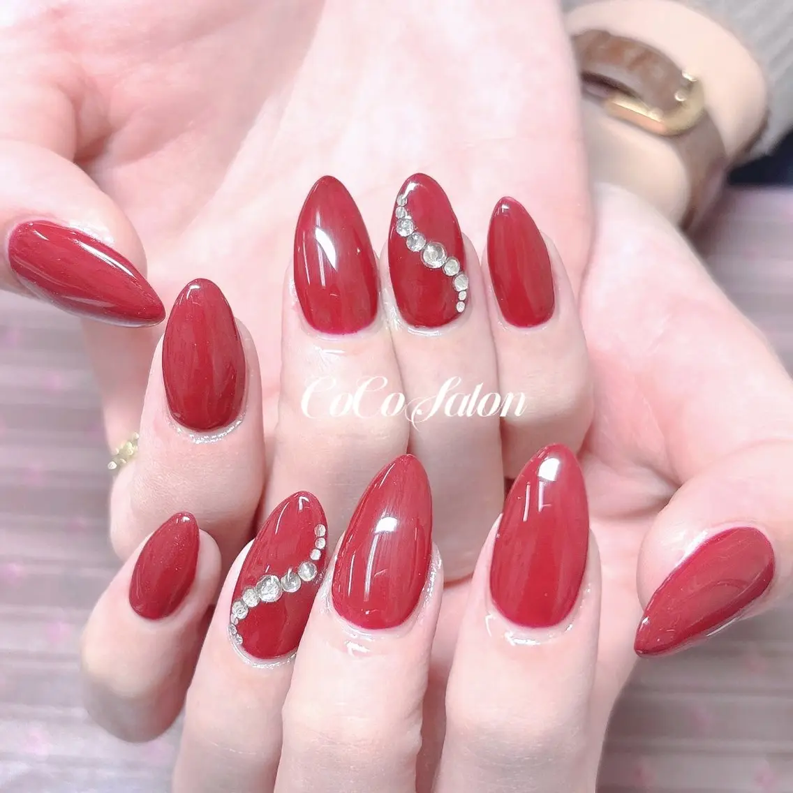 ネイル ジェルネイル キラキラネイル オフィスネイル ワンカラーネイル パラジェル ハンドネイル CoCoSalon ネイル/まつ毛予約のネイルデザイン