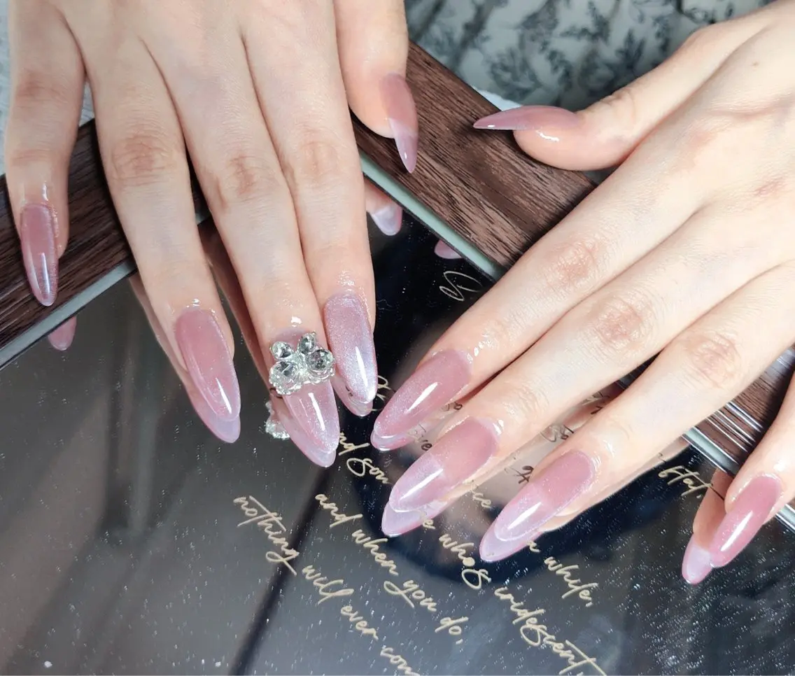 ネイル ハンドネイル ハンドケア BuBu Nail渋谷道玄坂のネイルデザイン