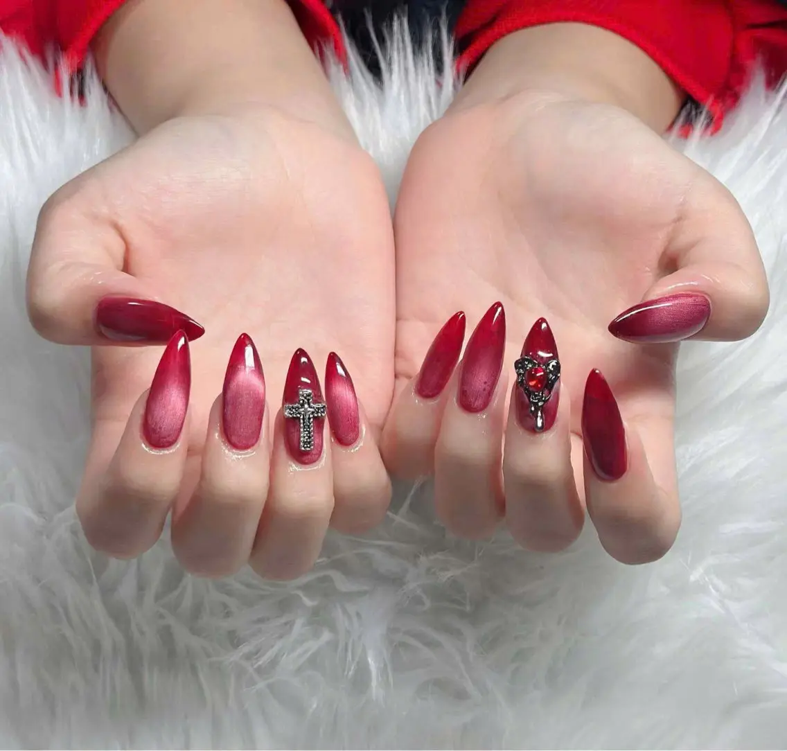 ネイル オーロラネイル フレンチネイル ジェルネイル ハロウィン キラキラネイル ハンドネイル H.baby Nail Salonのネイルデザイン