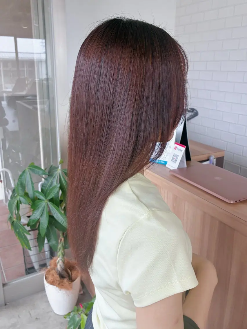 セミロング カラー ヘアカラー 髪質改善が得意✨ 榎本亜衣のヘアスタイル