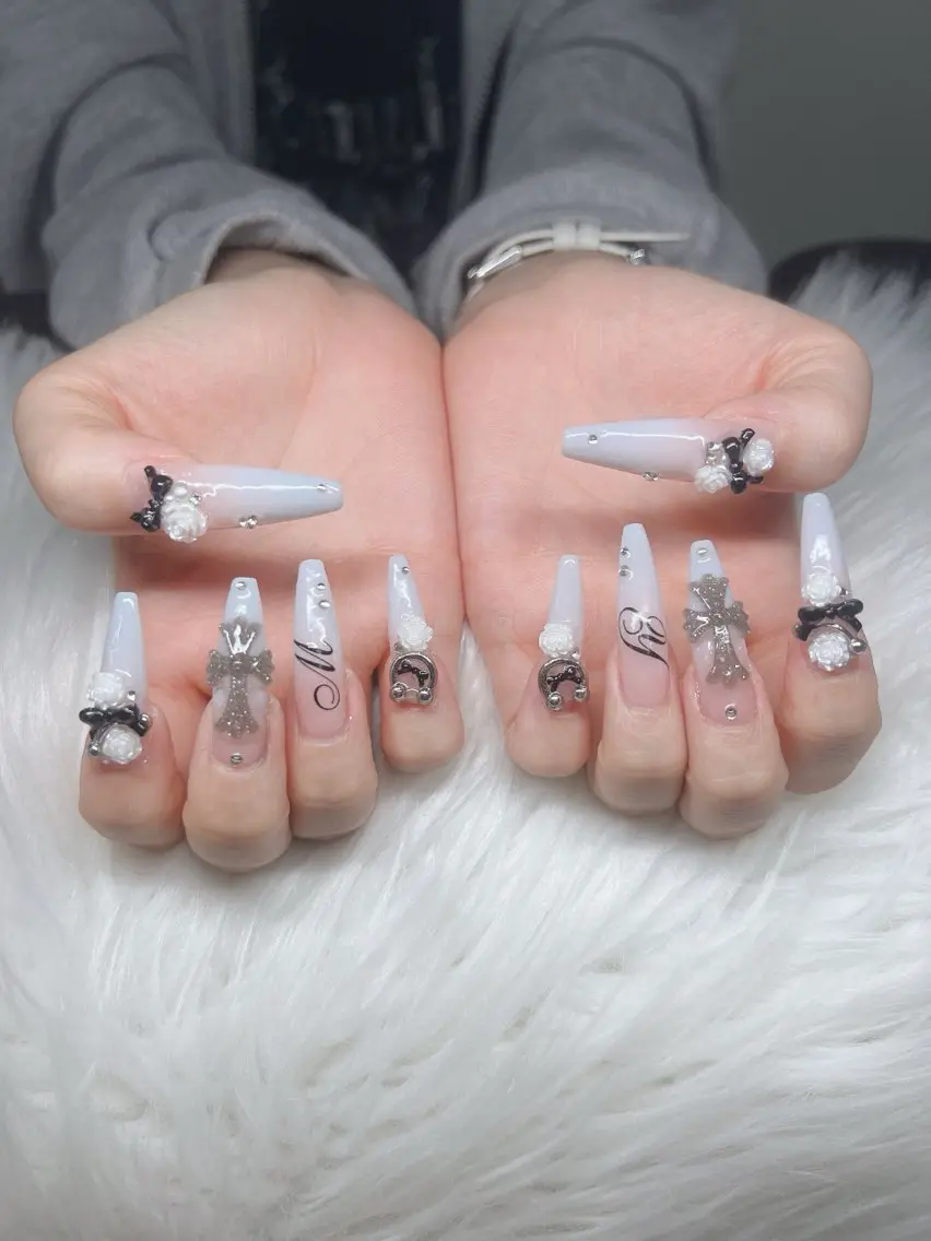 ネイル ハンドネイル Lee Nails チップ長さだし専門店のネイルデザイン