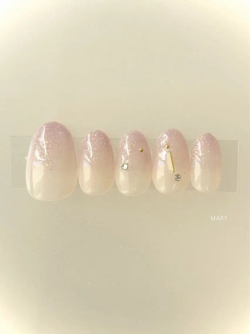 ネイル グラデーション ニュアンスネイル ピンク ハンドネイル Mary nail .narumiのネイルデザイン