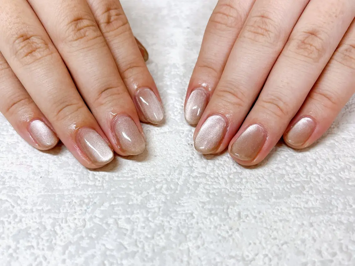 ネイル オーロラネイル フットネイル フレンチネイル ジェルネイル 韓国ネイル ハンドネイル mogunail &blowのネイルデザイン