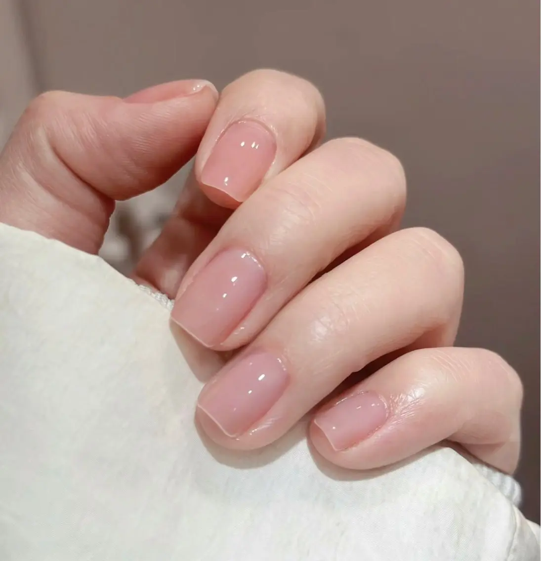 カラー ハンドネイル エリ🫧 nail池袋東口のネイルデザイン