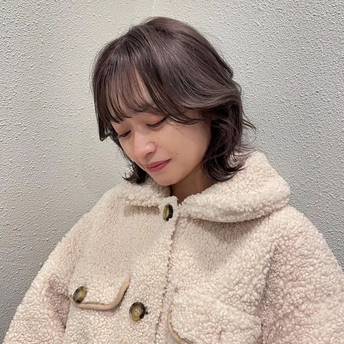 ミディアム ボブ くびれヘア レイヤー/ブリーチ ♥️【木坂 桃歌】のヘアスタイル