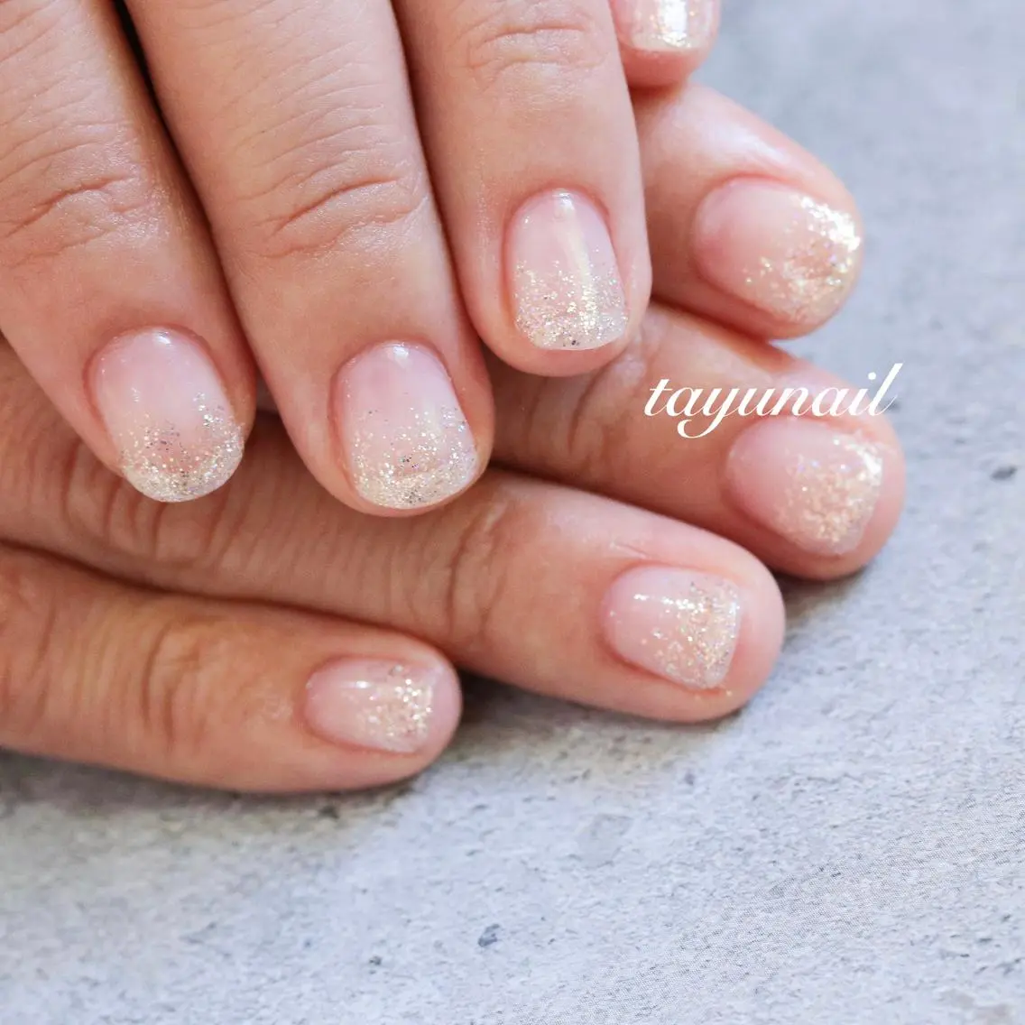 ネイル ジェルネイル グラデーション ラメ(グリッター) ラメグラデーション パラジェル ネイルサロン 【たゆnail】のネイルデザイン