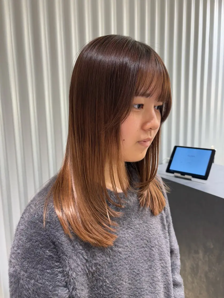 ミディアム カラー パーマ ヘアアレンジ レイヤーカット カット トリートメント ヘッドスパ ヘアセット 押切 響 のヘアスタイル