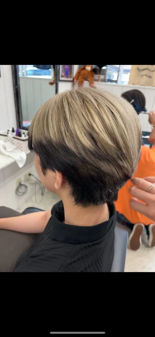 ショート カラー 永野 瑛大のヘアスタイル