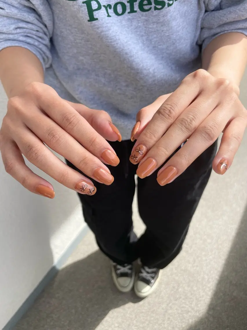 ネイル アートネイル ワンカラーネイル ハンドネイル Ever Blue Nail Salonのネイルデザイン