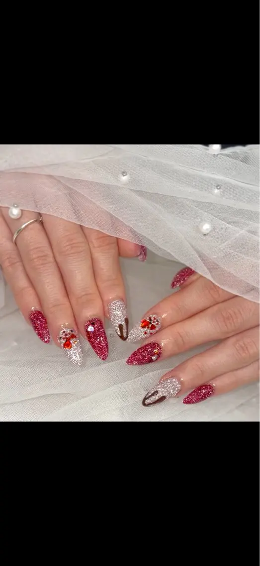 ネイル バレンタイン Salon Bear Chiiのネイルデザイン