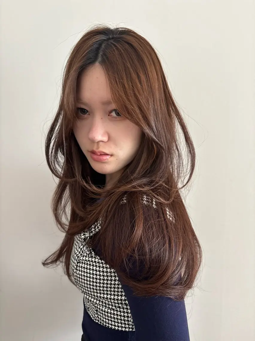 セミロング カラー ♡tomo♡ 岐阜レイヤーカットのヘアスタイル