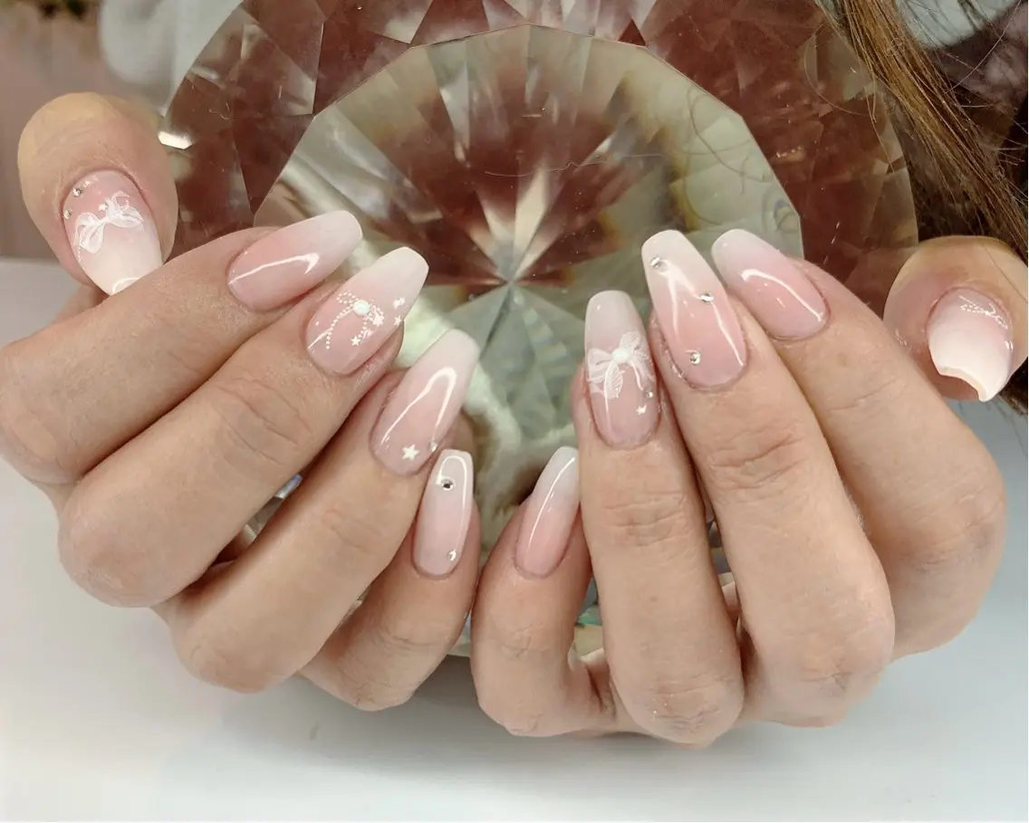 ネイル LoaChaton kaeのネイルデザイン
