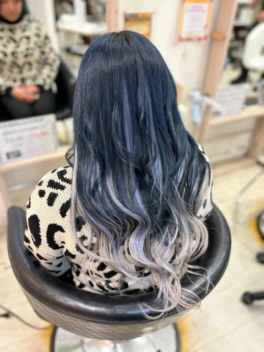 カラー ヘアアレンジ 艶カラー🫧/シール エクステRYOKAのヘアスタイル
