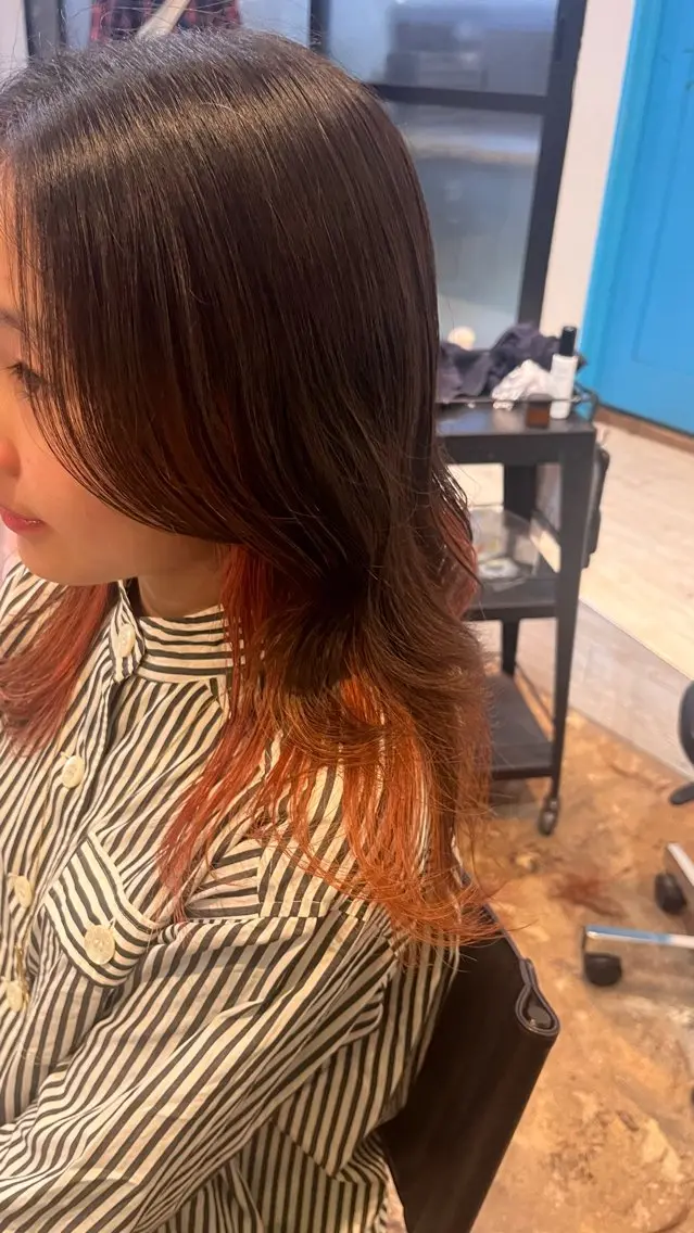 カラー デザインカラー オレンジピンク カット ヘアカラー トリートメント 透明感カラー/パーマ 🌀アオノのヘアスタイル
