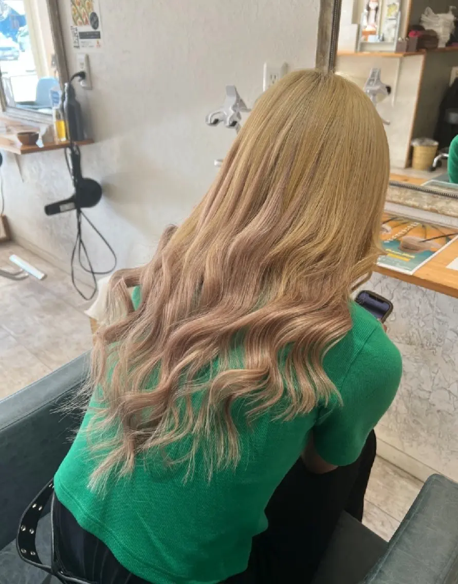 ロング プルエクステ エクステ 髪質改善 カット エクステ 小森 鈴佳のヘアスタイル