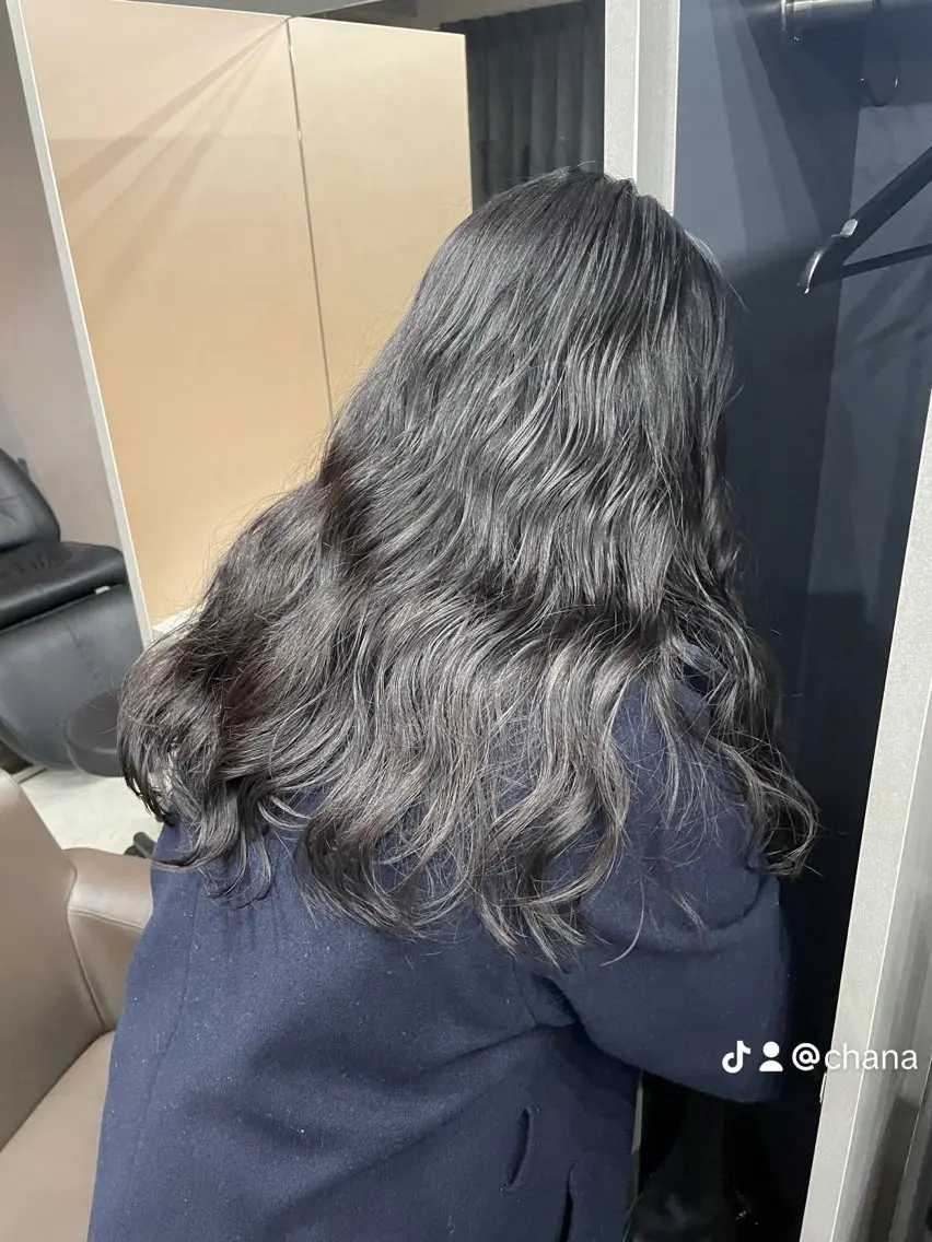 セミロング カラー パーマ カット ヘアカラー 表参道🌿赤み消し カラー/チナツのヘアスタイル