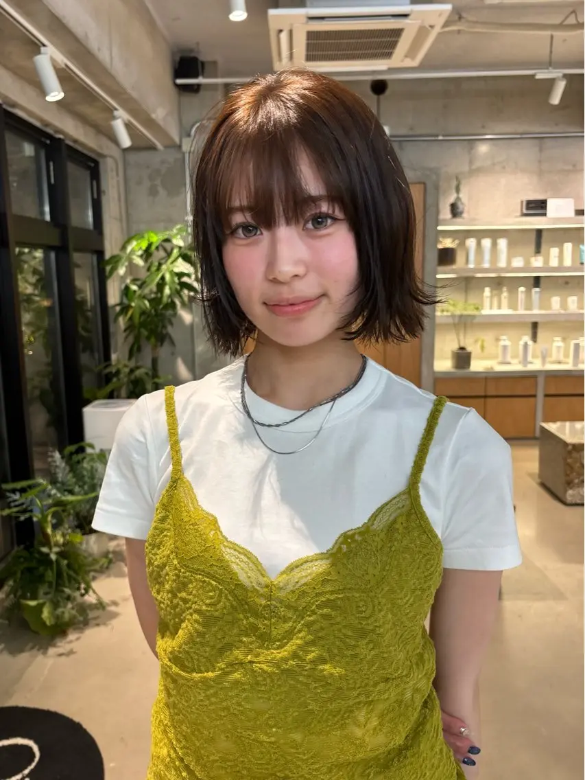 ミディアム カラー ヘアカラー 林 璃乙菜のヘアスタイル