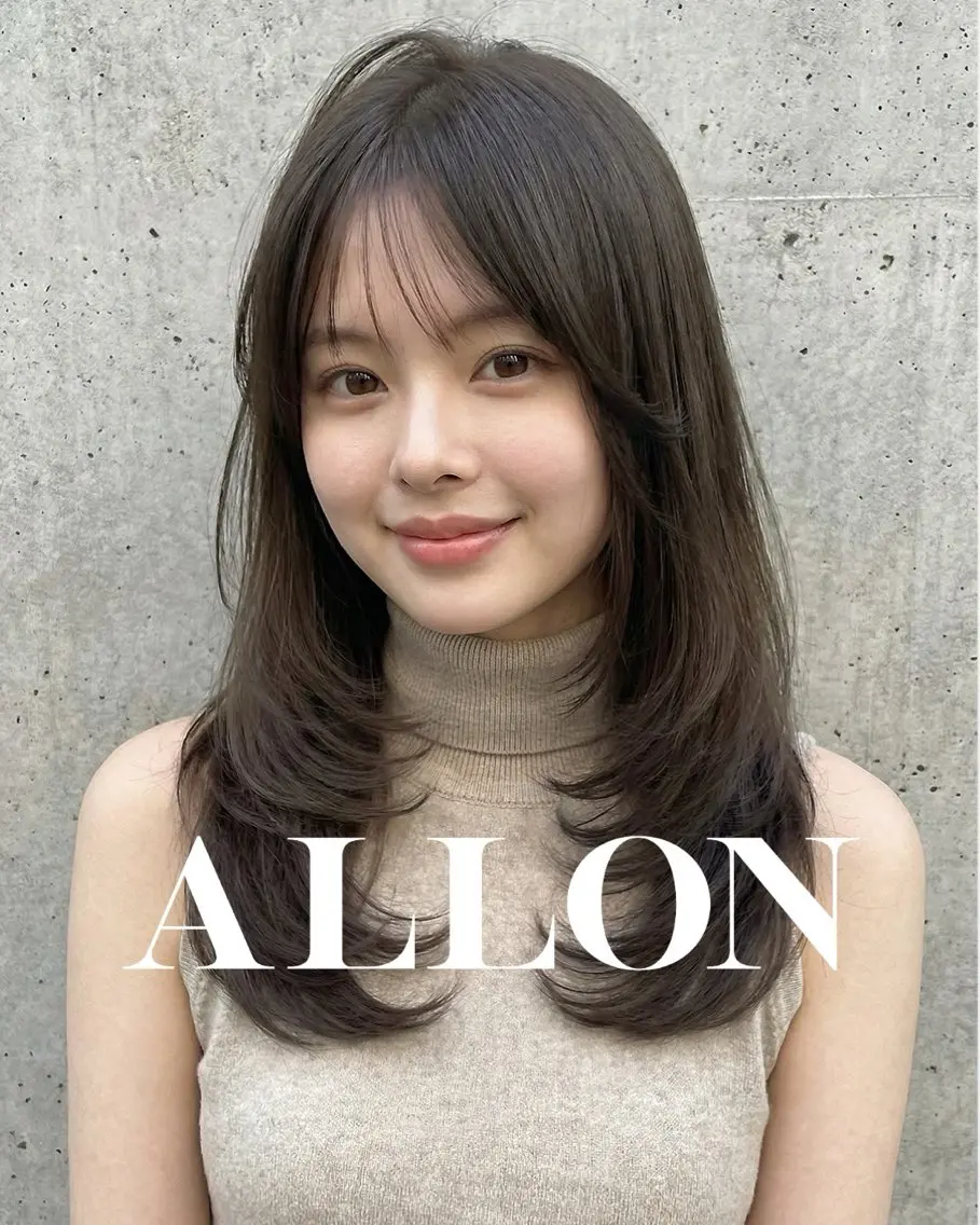 セミロング ヘアカラー 吉田 修登のヘアスタイル