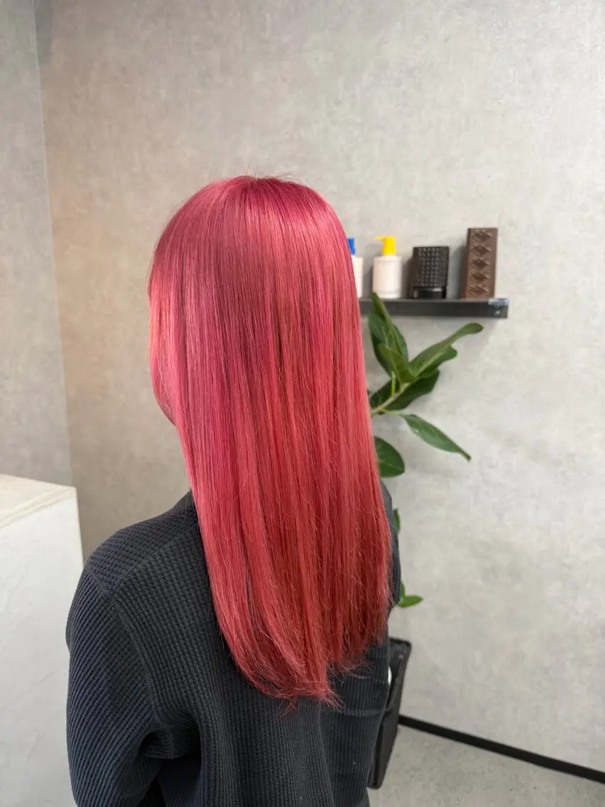 ロング カラー ヘアカラー アヤカ （AYAKA）のヘアスタイル