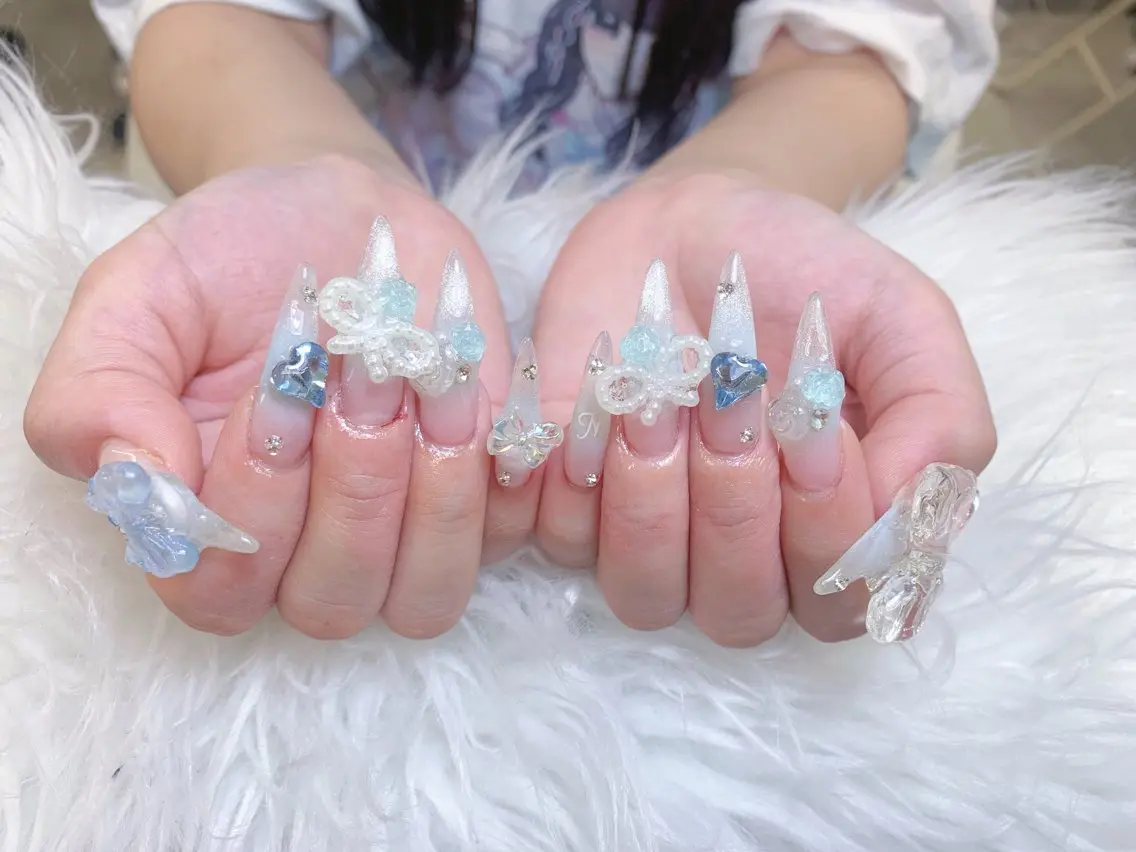 ネイル チークネイル 長さ出し フットネイル マグネットネイル 持ち込み ハンドネイル ANH NAIL ゴテゴテ専門店💎のネイルデザイン