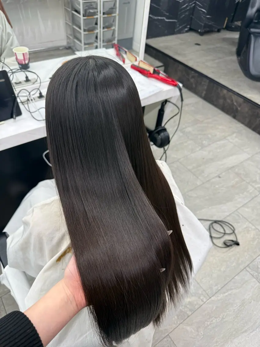 ロング トリートメント miwa 🖤のヘアスタイル