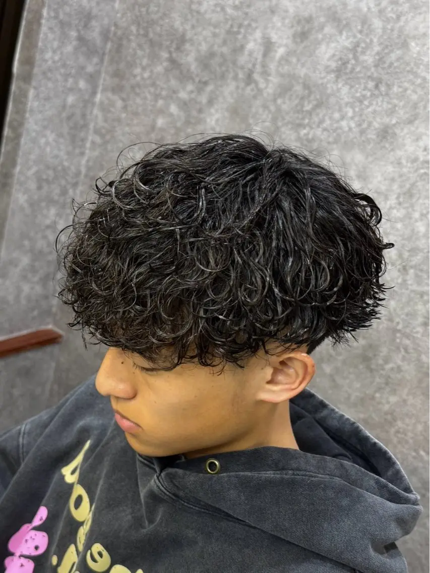 パーマ メンズ メンズパーマ 波巻きパーマ スパイラルパーマ パーマ 快斗🔥メンズパーマ 🔥モデル募集中🔥のヘアスタイル
