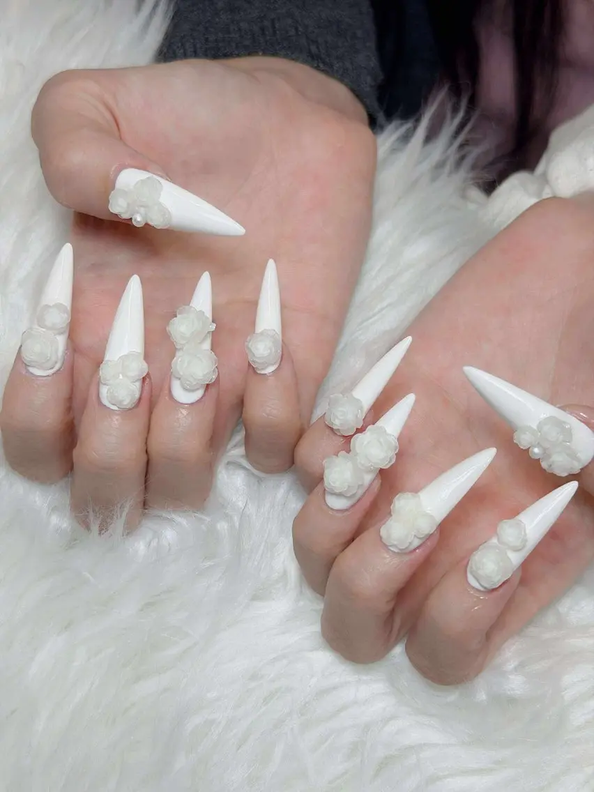 ネイル オーロラネイル チークネイル フットネイル フレンチネイル ハロウィン Lumi Shinokuboのネイルデザイン