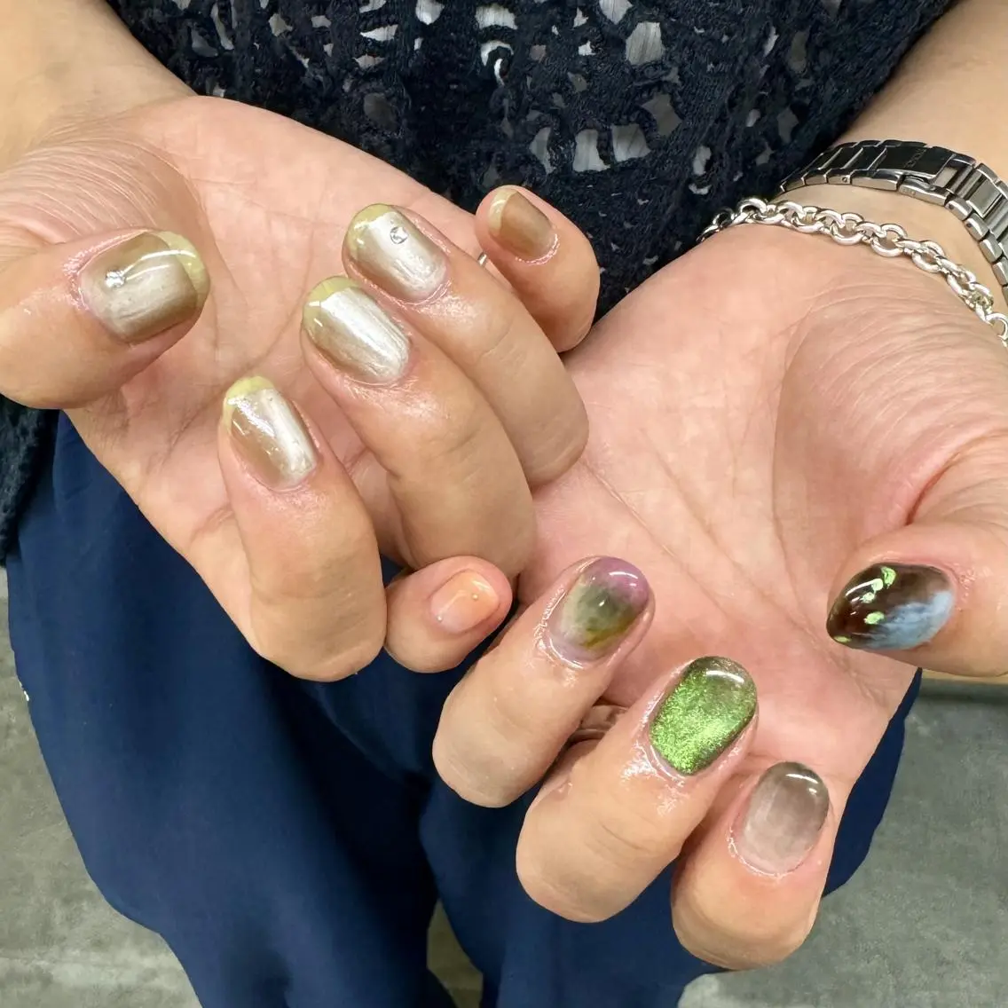 ネイル ジェルネイル 韓国ネイル ニュアンスネイル ワンホンネイル nailstudio eviz新宿店のネイルデザイン
