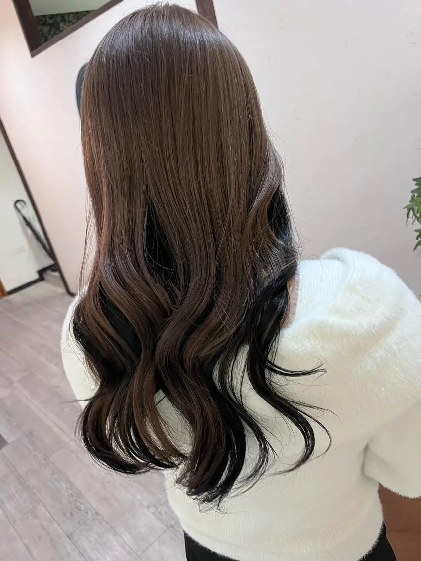 ロング ヘアカラー 飯星慧斗 /ブリーチ、縮毛矯正のヘアスタイル