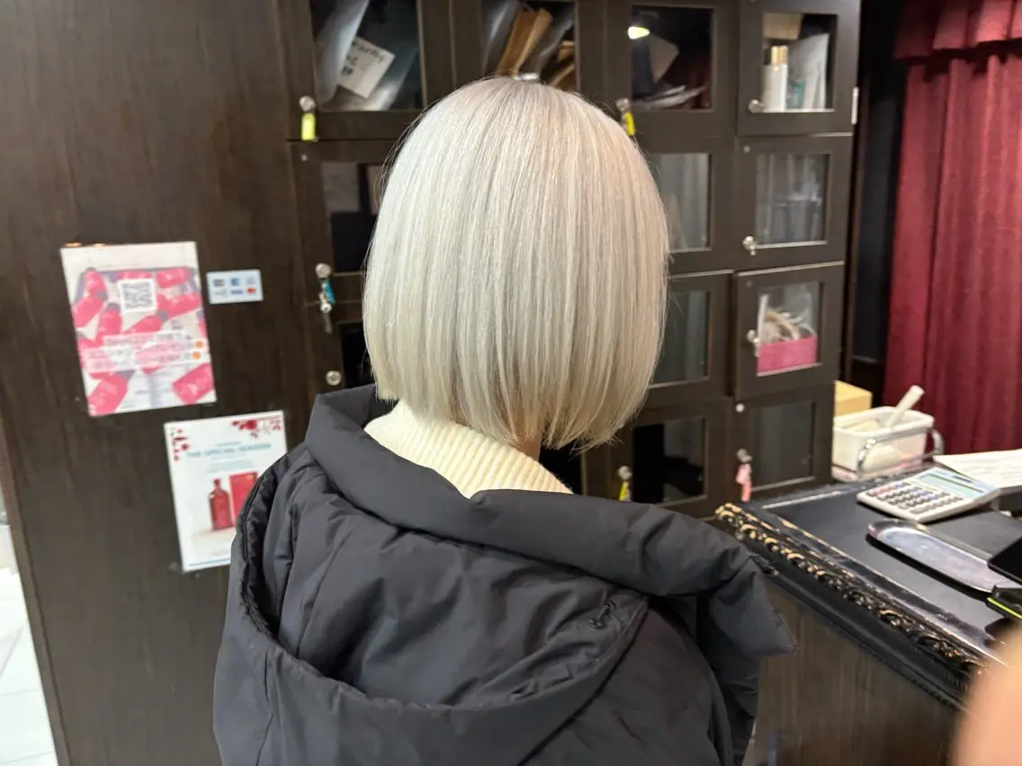 ミディアム カラー ヘアカラー トリートメント グレージュ達人/赤み 消し/ブリーチ/岩崎のヘアスタイル
