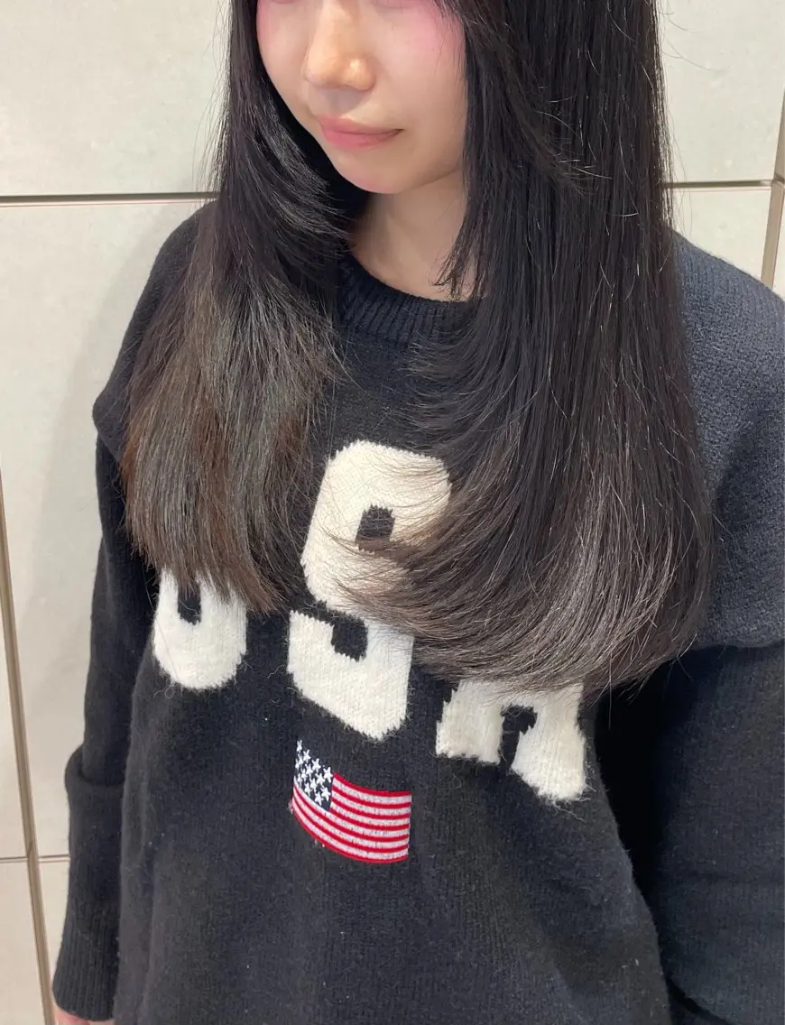 ロング レイヤーカット カット トリートメント 吉川沙知 /ナチュラルカラーのヘアスタイル