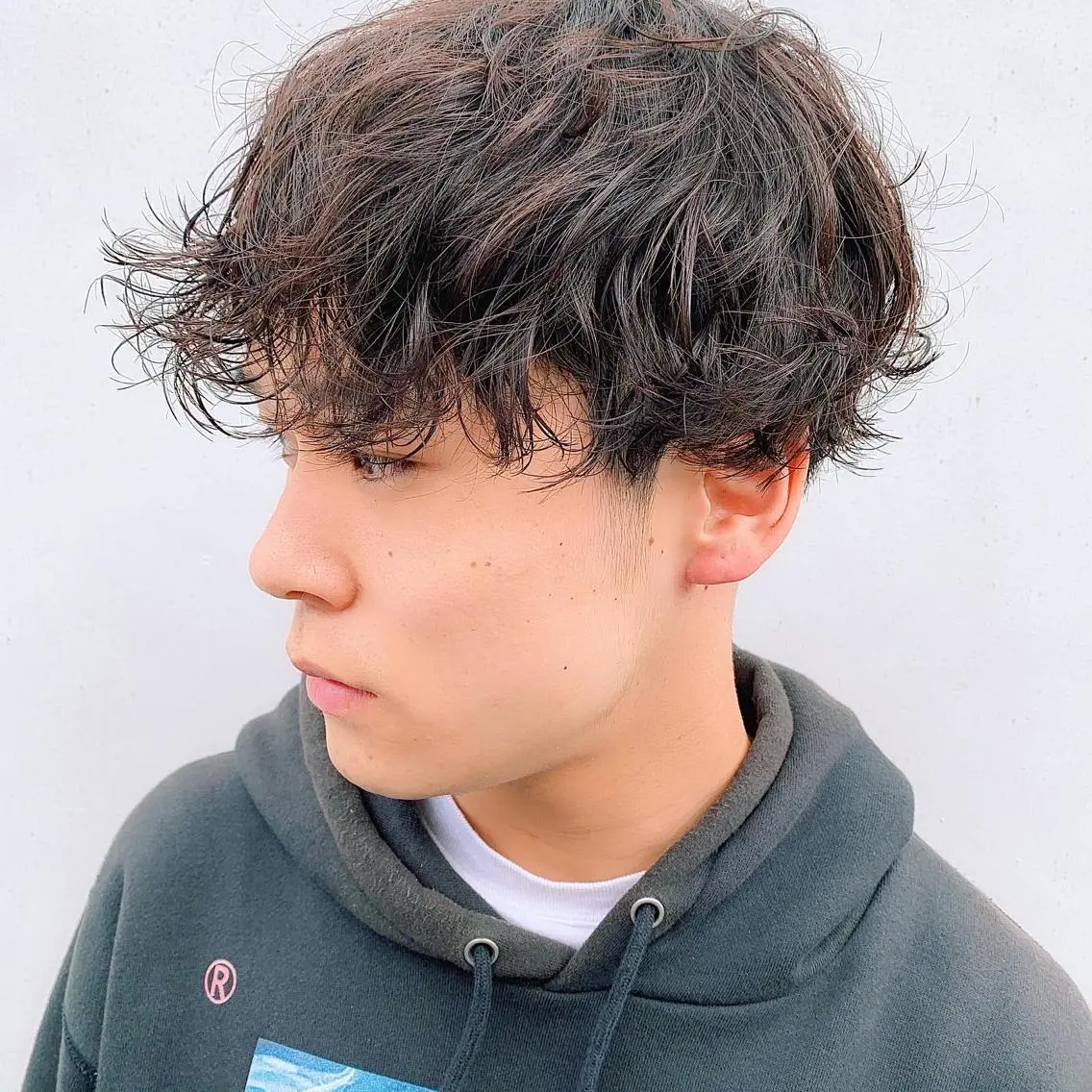 ショート パーマ メンズ 中川 竜誠のヘアスタイル