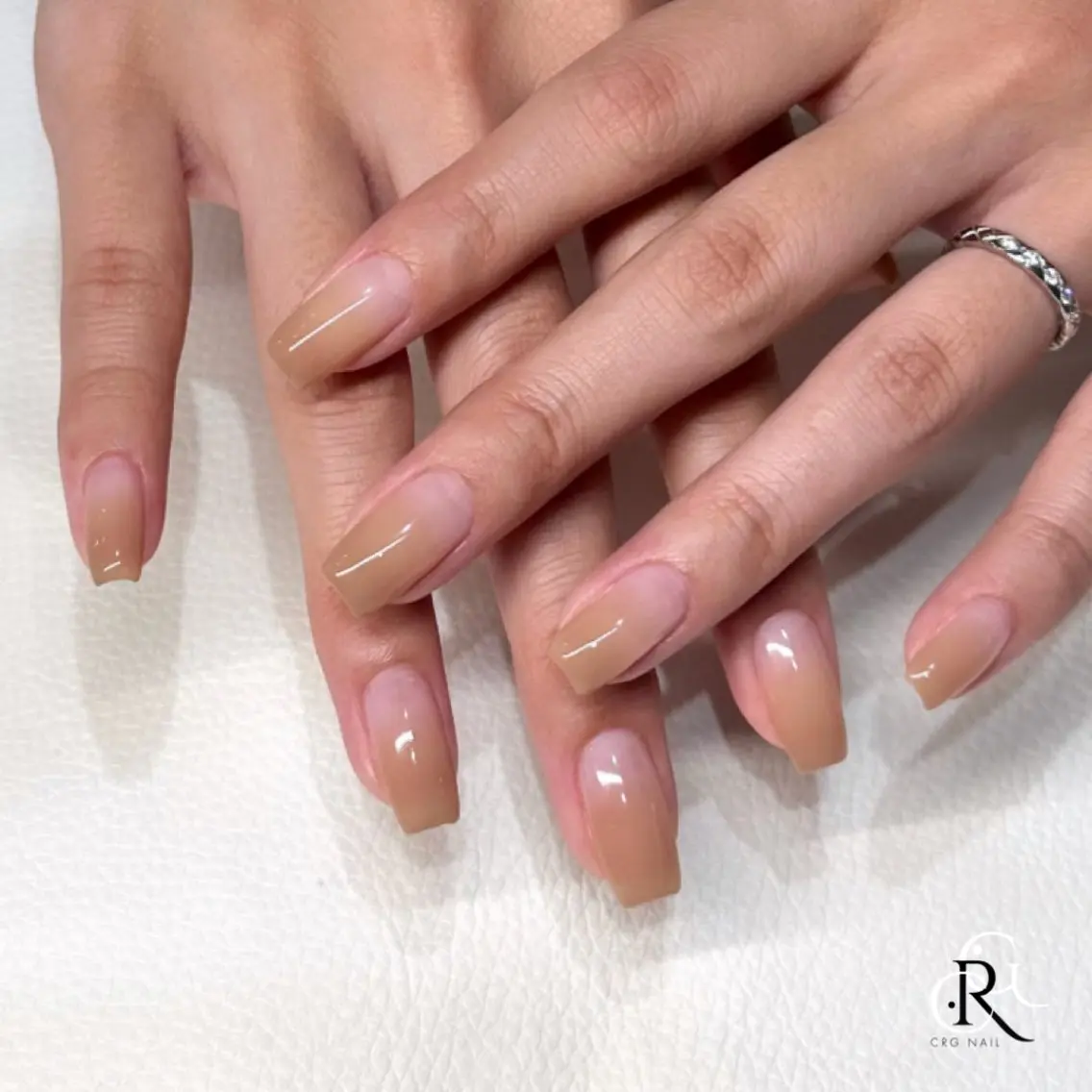 『フォルム重視・ちゅるん感✨』ワンカラーネイル💅《オフなし》の写真