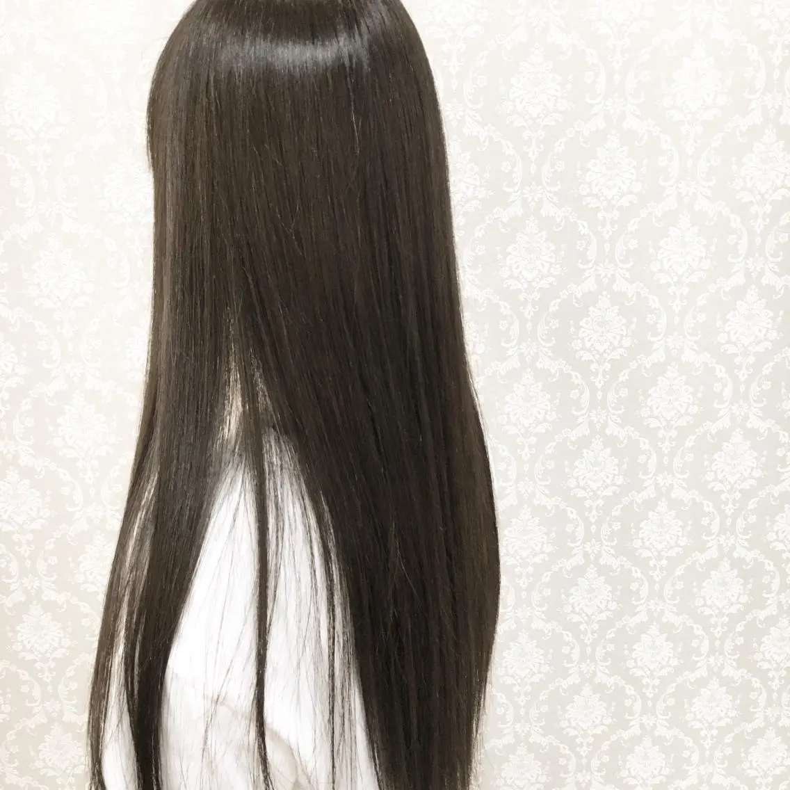 カラー ブルーカラー ブルージュ ササキ トモシのヘアスタイル