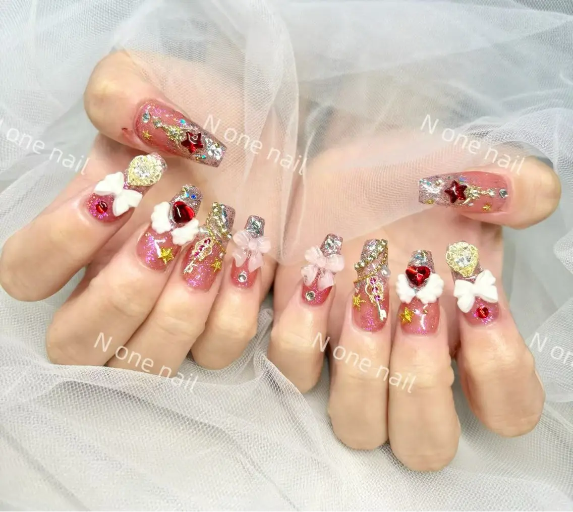 ネイル オーロラネイル フレンチネイル マグネットネイル ミラーネイル オフィスネイル N.one Miya🎀のネイルデザイン