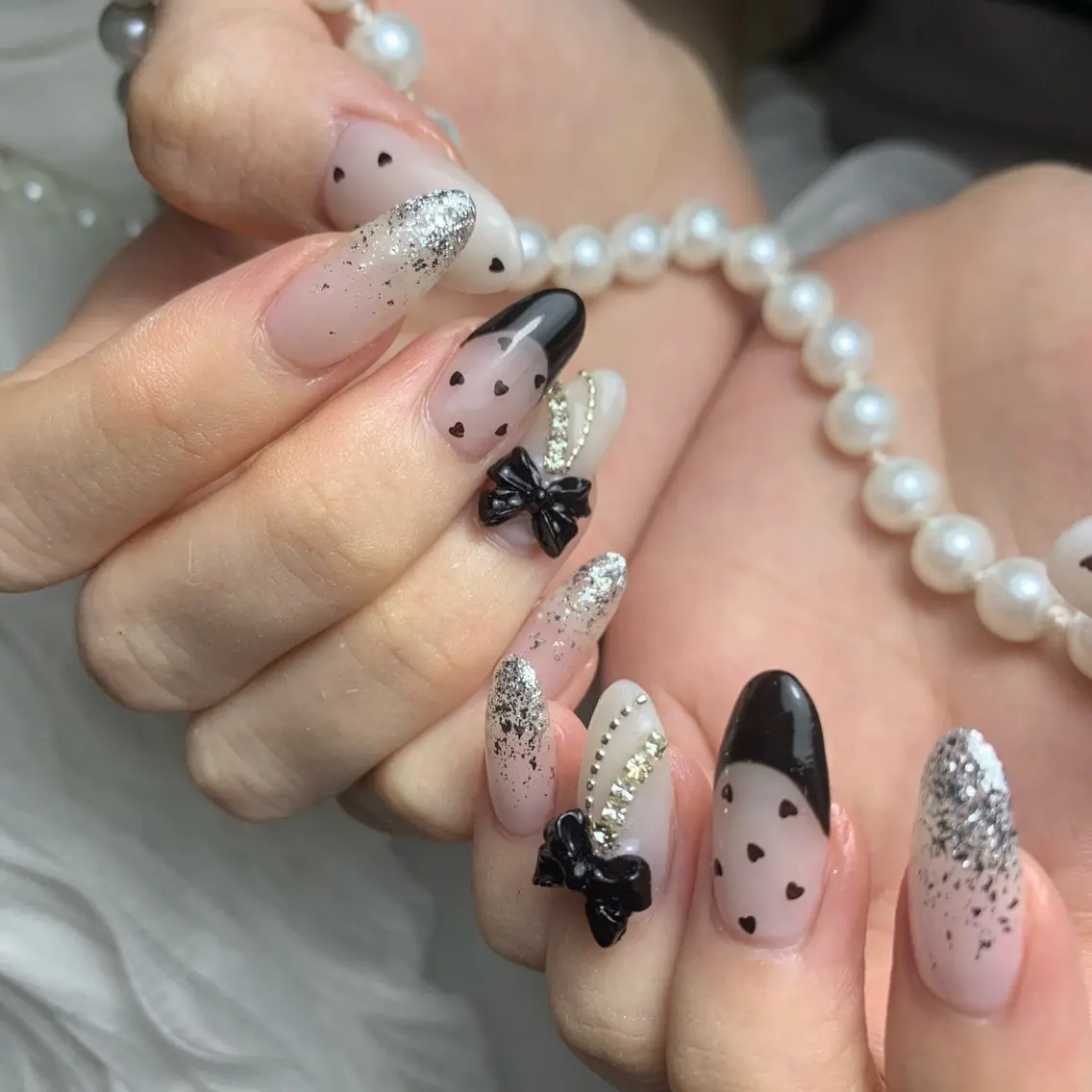 ネイル アートネイル フラッシュネイル フレンチネイル ガラスフレンチ グラデーション ハンドネイル M2 BEAUTY アユミのネイルデザイン