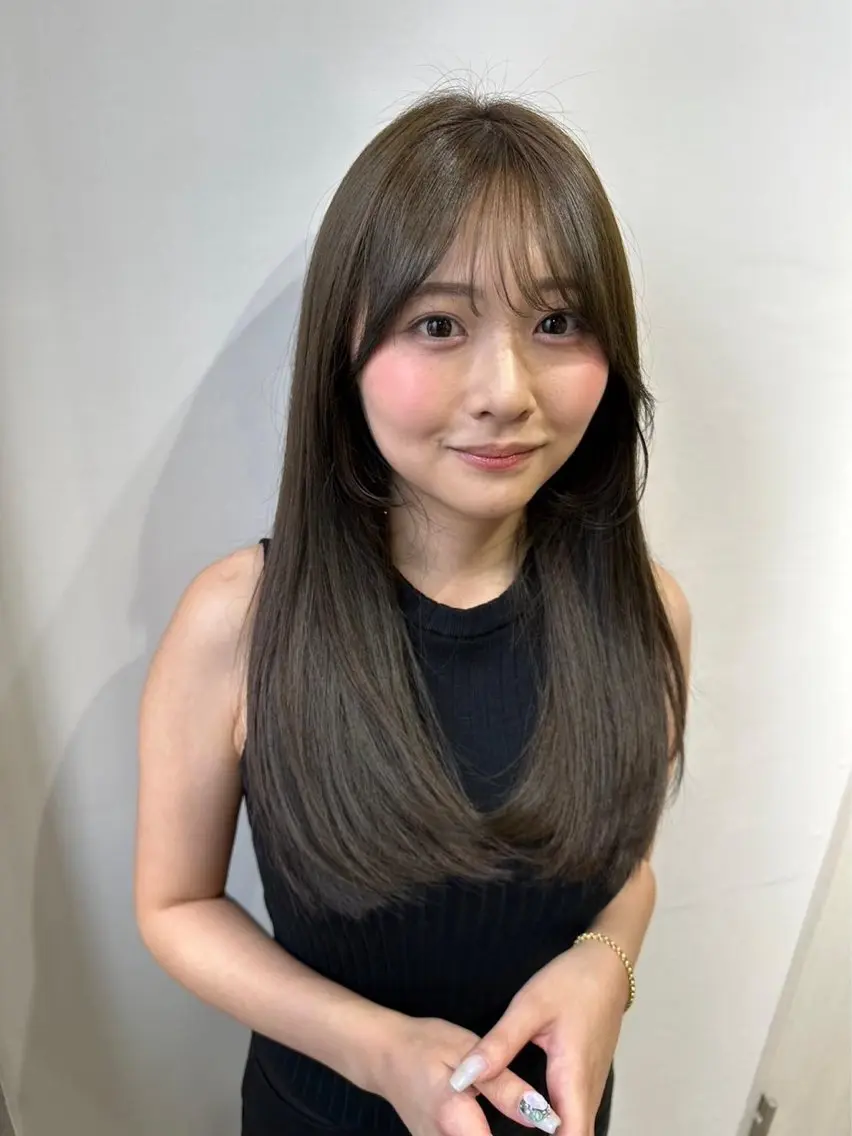 ❣️お気に入りしていただいてるお客様限定❣️cut+補修艶カラー➕トリートメントの写真