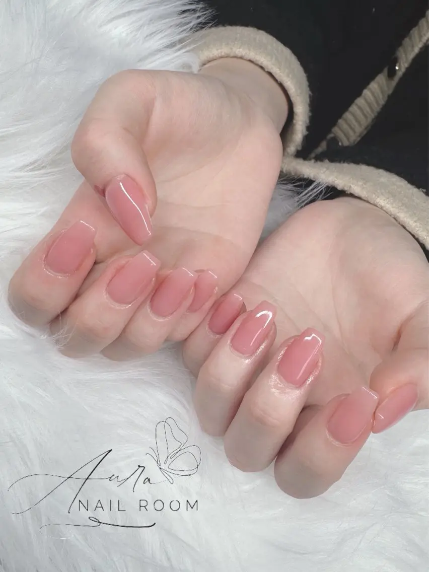 ネイル Luna (Aura nail room)のネイルデザイン