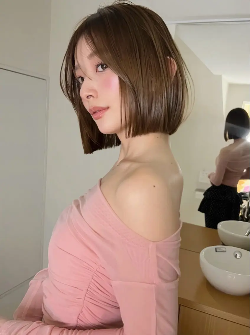 ショート カラー ボブ 小顔カット カット 小顔ボブ jilblanカホのヘアスタイル