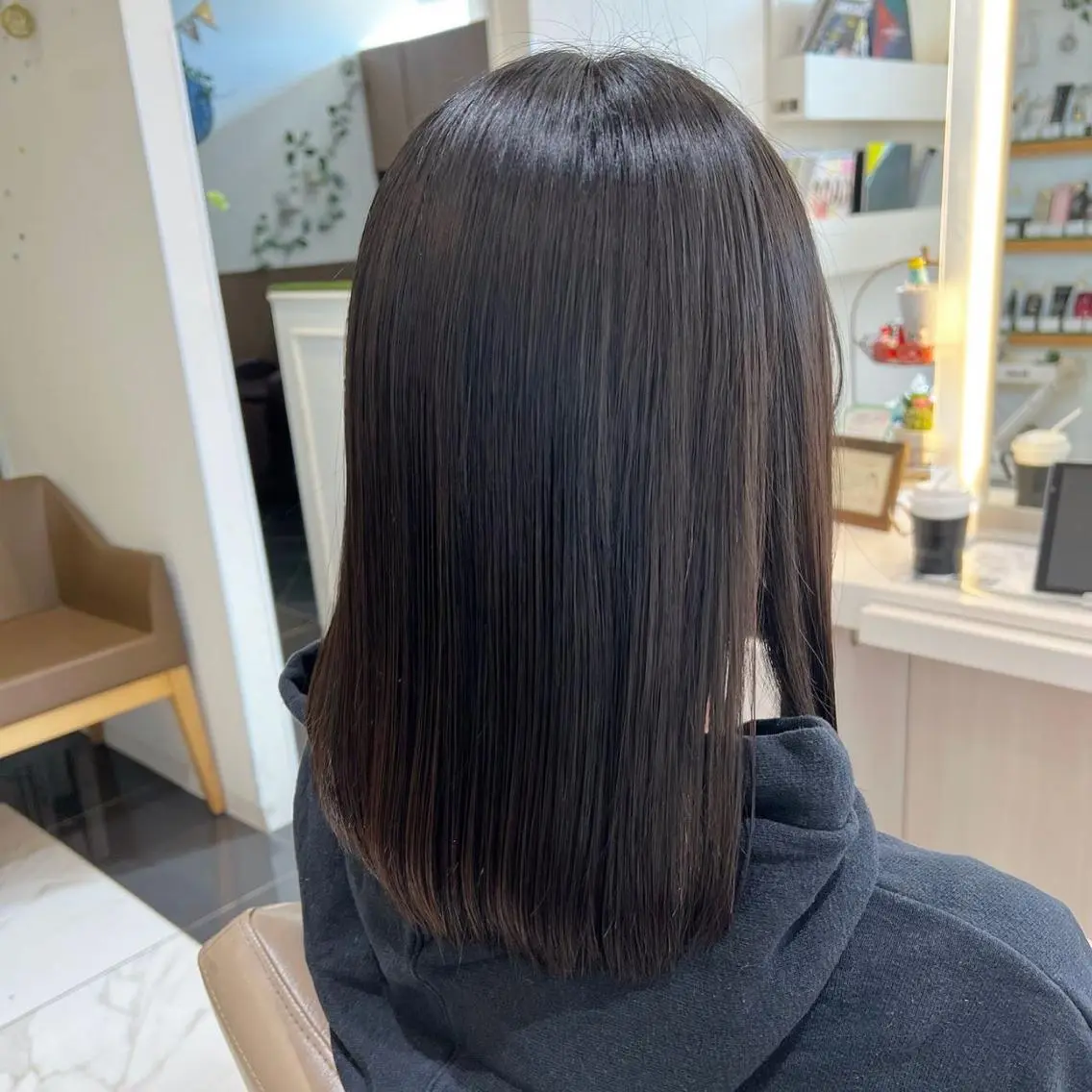 ミディアム カット トリートメント ヘッドスパ 三箇島陽香/髪質改善 クロスパーマ縮毛矯正のヘアスタイル