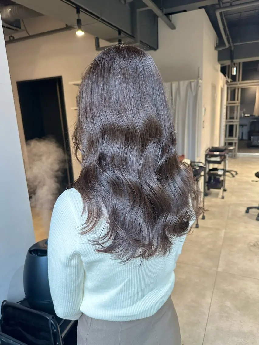 セミロング 髪質改善 トリートメント カット ヘアカラー トリートメント KURO/韓国ヘア /レイヤーカットのヘアスタイル