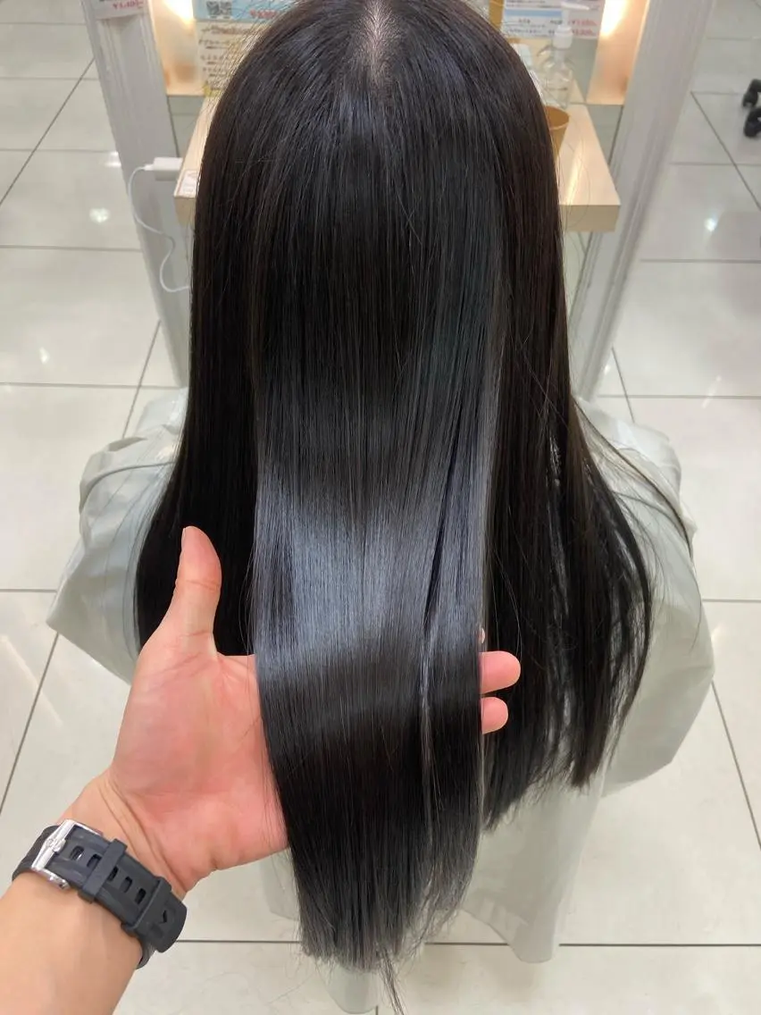 【広がり対策】縮毛矯正+カット+TRの写真