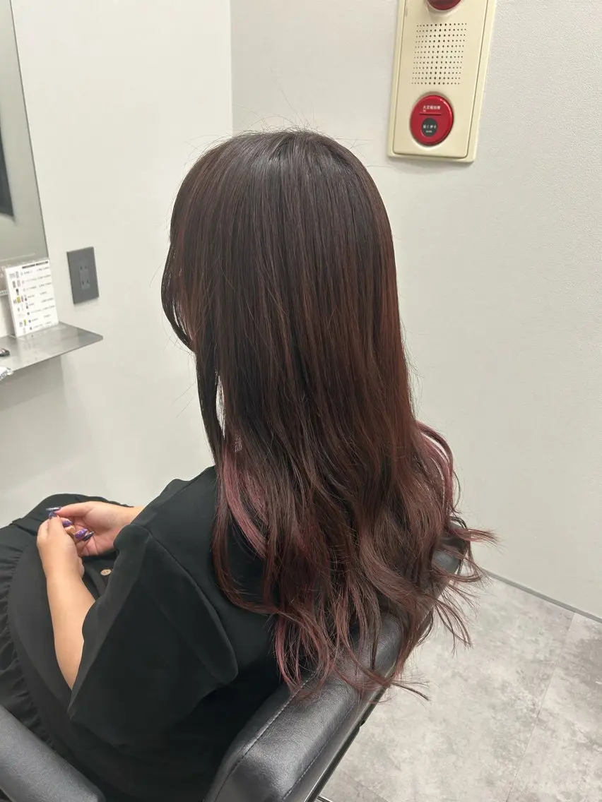 ロング カラー ヘアカラー アルター市川 いづみのヘアスタイル